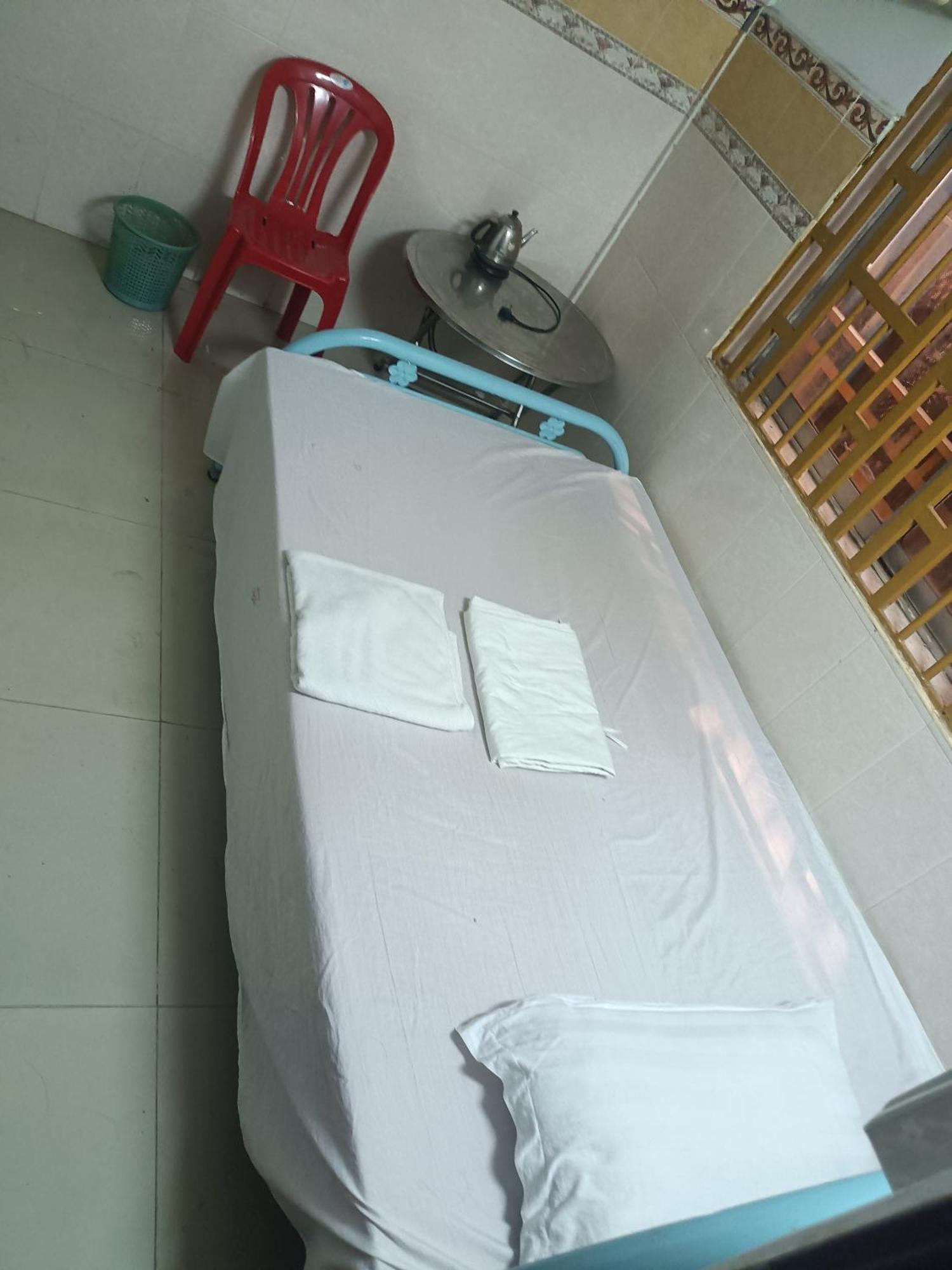 Good Luck Hostel Phnom Penh Exterior photo